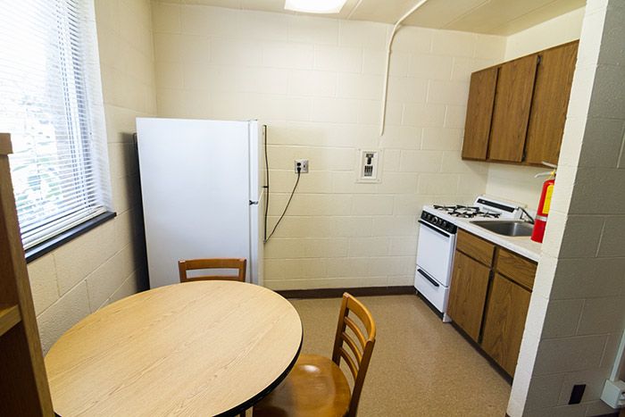 Burns Street Apartments kitchen