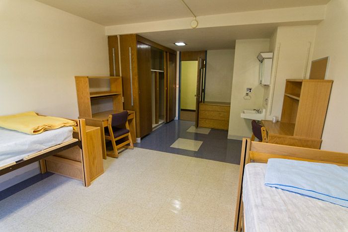 Whitehouse Hall bedroom