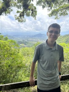 Jay Weekley '24 studied abroad in Costa Rica